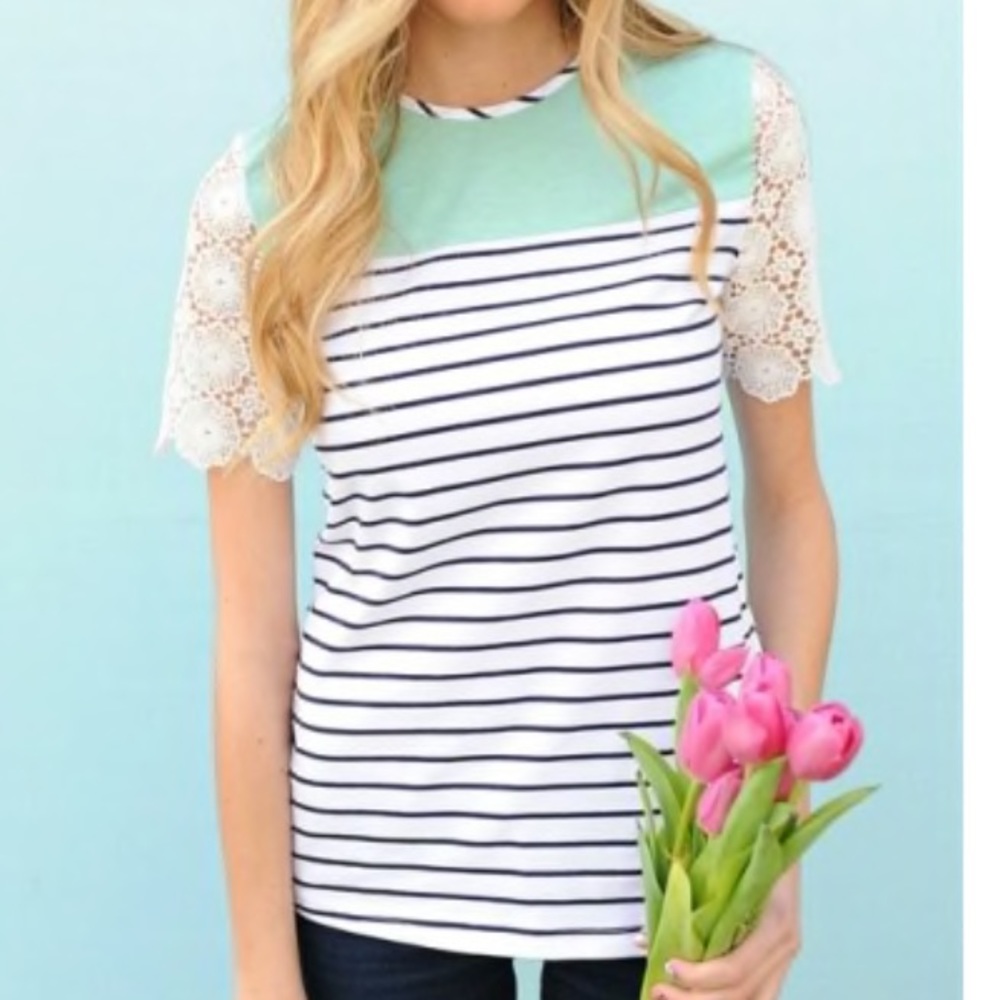 Lace-detailed striped short sleeve top